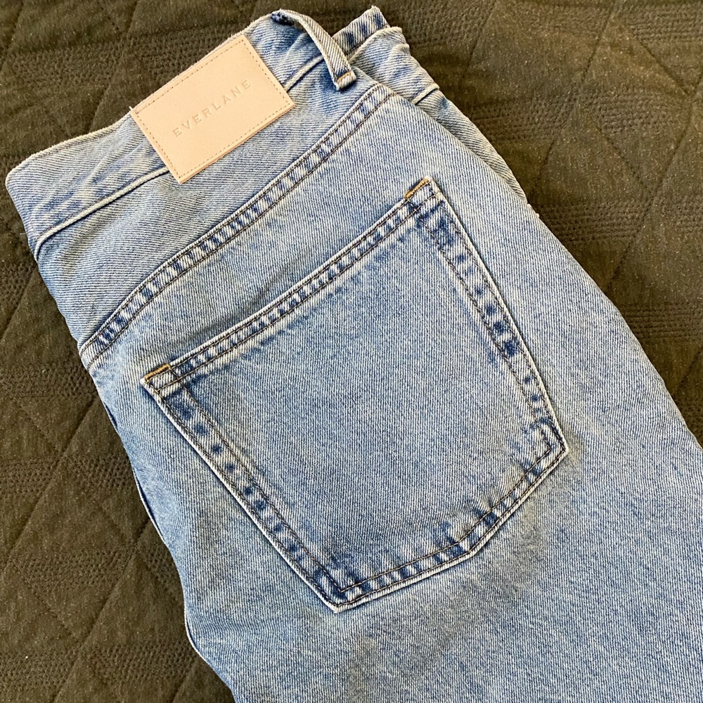 Everlane Washed Black The Curvy Cheeky High-Rise Jean size 30 Regular